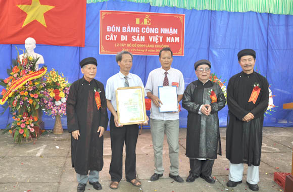 GS.TS[-]Vũ[-]Hoan:[-]Cả[-]cuộc[-]đời[-]gắn[-]bó[-]với[-]khoa[-]học[-]kỹ[-]thuật[-]và[-]bảo[-]vệ[-]môi[-]trường[-]Việt[-]Nam